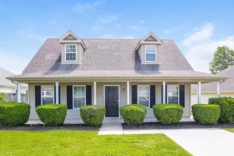 2611 Hawk Eye Ct, Murfreesboro, TN 37128