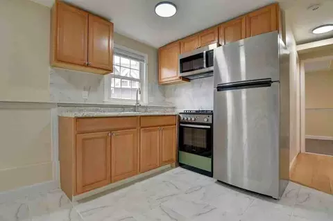 30 Trull St #1, Boston, MA 02125