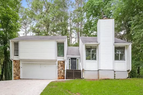 8807 Parliament Pl, Jonesboro, GA 30238
