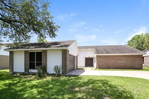 4218 Mohawk St, Baytown, TX 77521