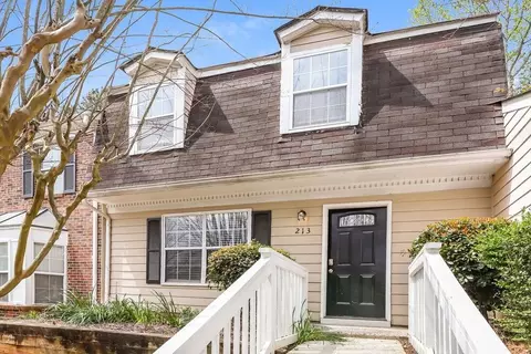 213 Quail Run, Roswell, GA 30076