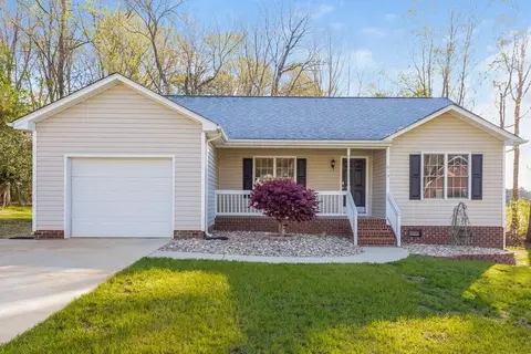 613 Beavers Cove Ln NW, Concord, NC 28027