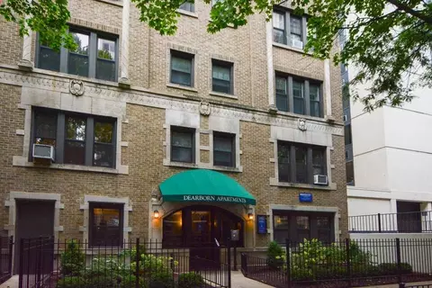 1347 N Dearborn St #604, Chicago, IL 60610