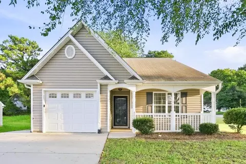 296 Konnoak Village Cir, Winston Salem, NC 27127
