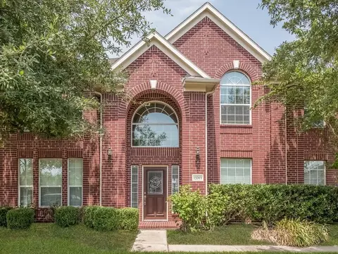 12013 Banks Run Dr, Pearland, TX 77584
