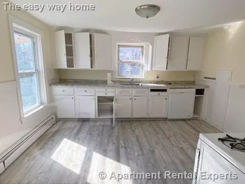 90 Kirkland St #2, Cambridge, MA 02138