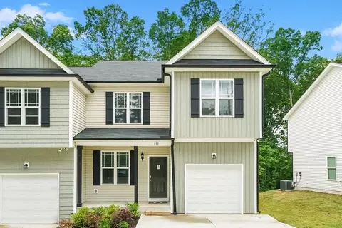 151 Oakdale Ave, Clayton, NC 27520