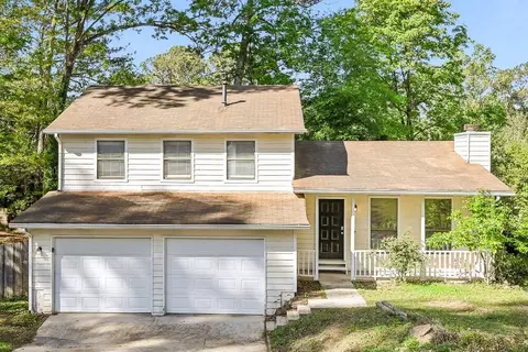 5088 Phillip Ct, Stone Mountain, GA 30087