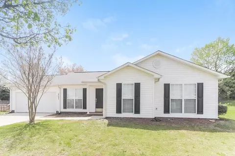 4592 Lands End Ct SW, Concord, NC 28027