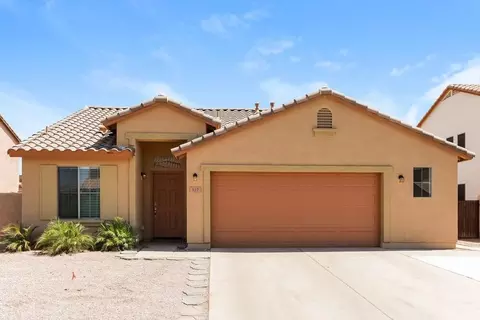 517 E Press Rd, San Tan Valley, AZ 85140