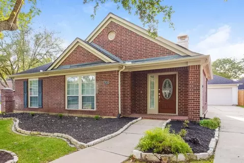 3830 Lake Ballinger Ln, Richmond, TX 77406