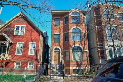 3713 N Janssen Ave #3, Chicago, IL 60613