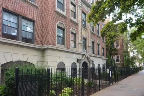 1742 N Humboldt Blvd #302, Chicago, IL 60647