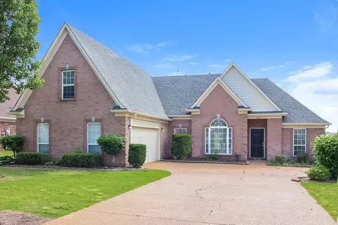 8418 Linda Shore Dr N, Southaven, MS 38672
