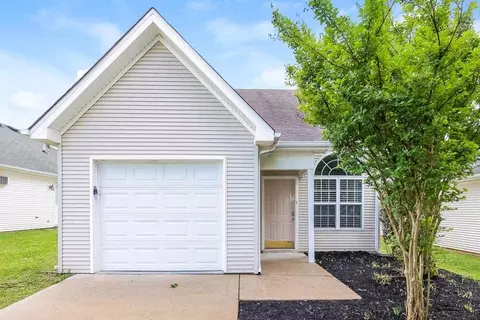 1464 Rochester Dr, Murfreesboro, TN 37130