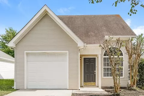 1464 Rochester Dr, Murfreesboro, TN 37130