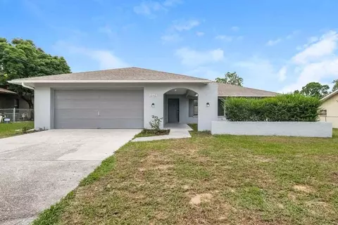 10142 Bannister St, Spring Hill, FL 34608