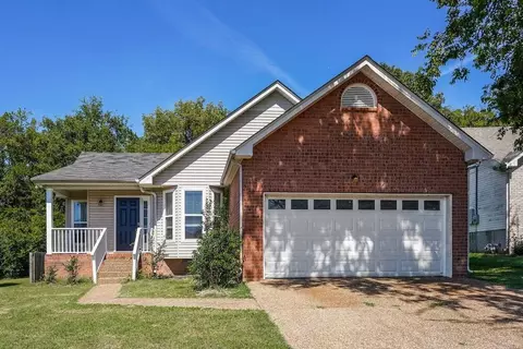 3068 Chateau Valley Dr, Nashville, TN 37207