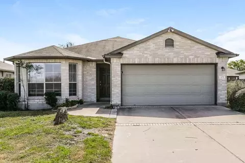 105 Altamont St, Hutto, TX 78634