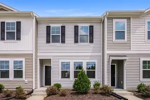 622 Wendell Falls Pkwy, Wendell, NC 27591