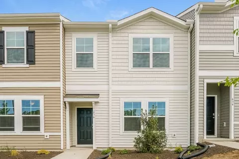 636 Wendell Falls Pkwy, Wendell, NC 27591