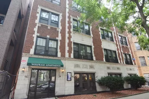 837 W Wolfram St #308, Chicago, IL 60657