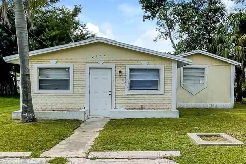 8884 Ventura Ct, Commerce City, CO 80022