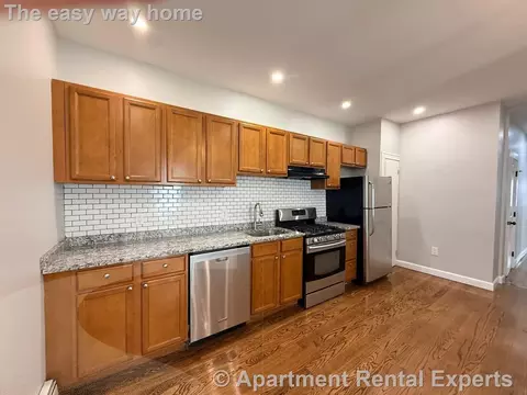 295 Windsor St #1, Cambridge, MA 02139