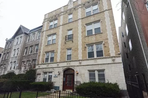640 W Wrightwood Ave #303, Chicago, IL 60614