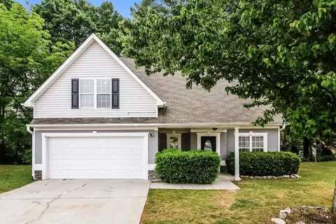216 Rivergate Ct, Jonesboro, GA 30238