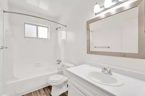 7080 Niagara St, Romulus, MI 48174 photo 5