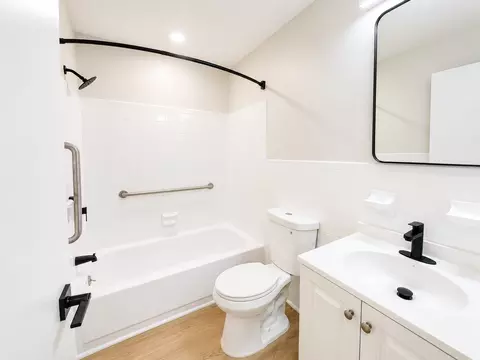 411 High St, Burlington, NJ 08016