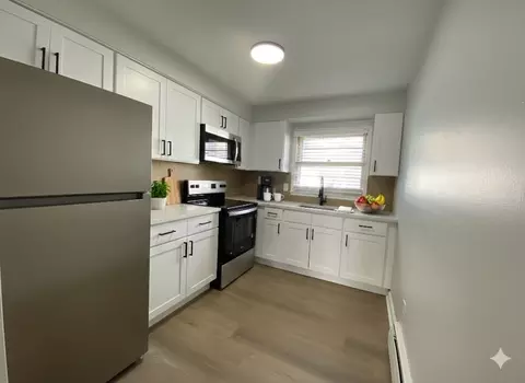 411 High St, Burlington, NJ 08016