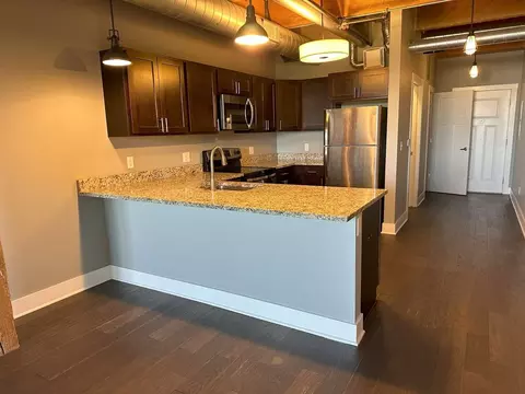 820 Monroe Ave NW, Grand Rapids, MI 49503