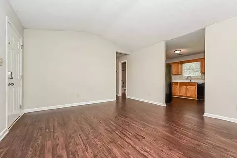 68 Hampton Oaks Dr, Hampton, GA 30228 photo 3