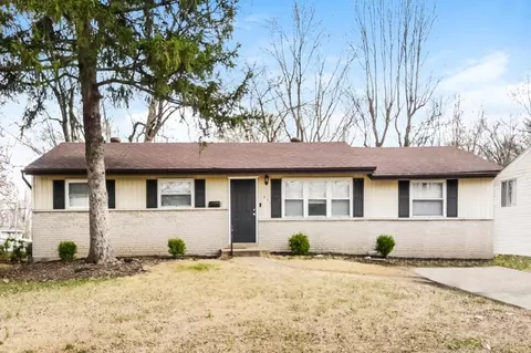 1850 Shirlene Dr, Florissant, MO 63031