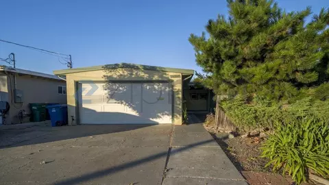 28368 Rochelle Ave, Hayward, CA 94544
