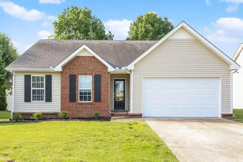 1195 Saint Andrews Dr, Murfreesboro, TN 37128