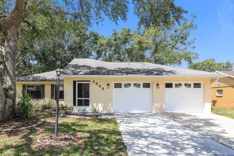 1545 Deer Hollow Blvd, Sarasota, FL 34232