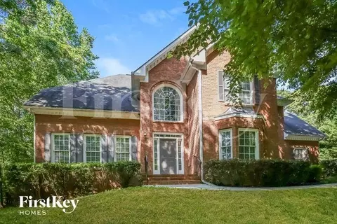 4124 Lake Oconee Dr, Buford, GA 30519