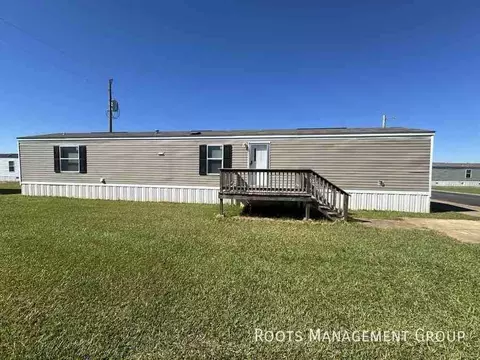 1152 Hunters Mountain Pkwy #1152, Troy, AL 36079
