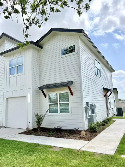216 E 20th St #216, Georgetown, TX 78626