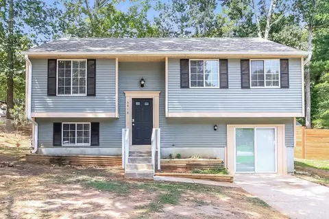 6818 Graves Mill Dr, Norcross, GA 30093