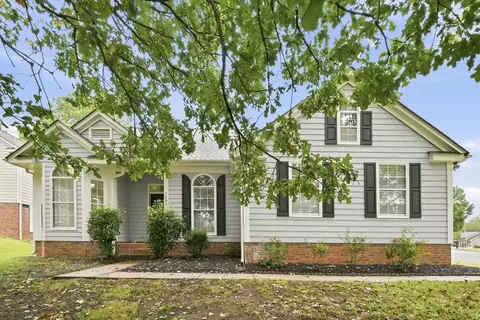 7200 Daerwood Pl, Charlotte, NC 28215