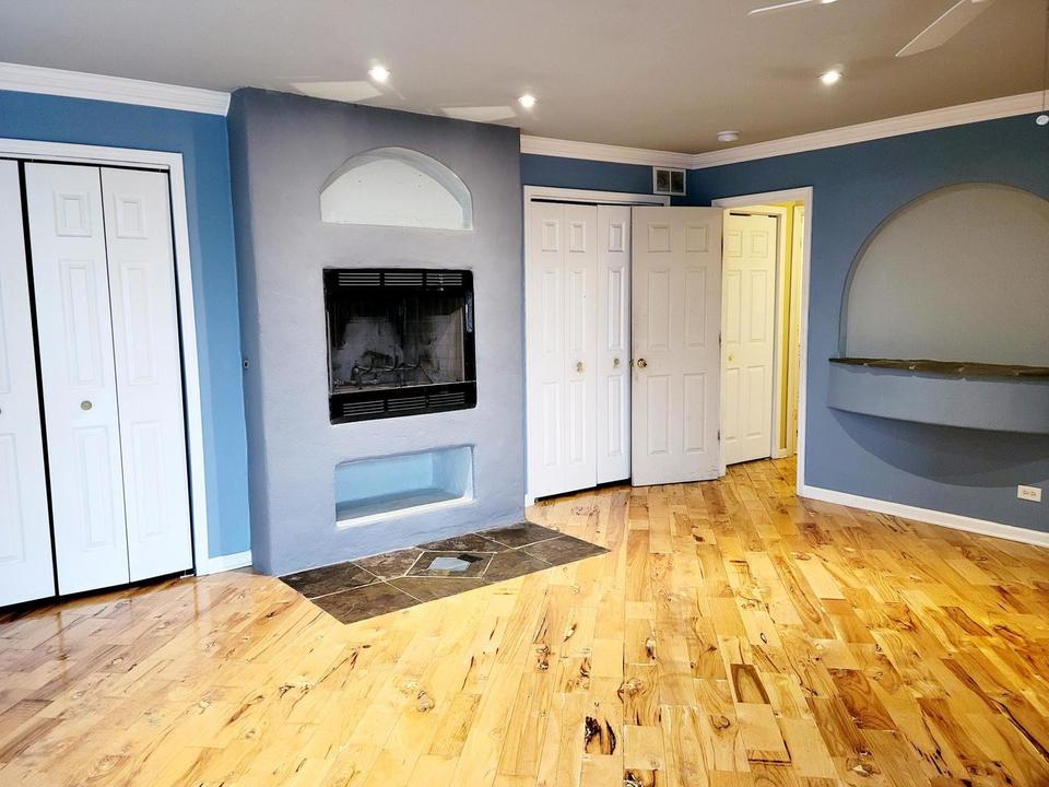 221 Parkside Dr, Shorewood, IL 60404 7 Photos MLS 49063623 Movoto