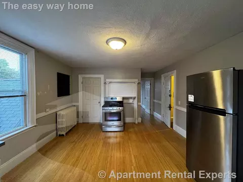 16 Cutter St #2R, Somerville, MA 02145