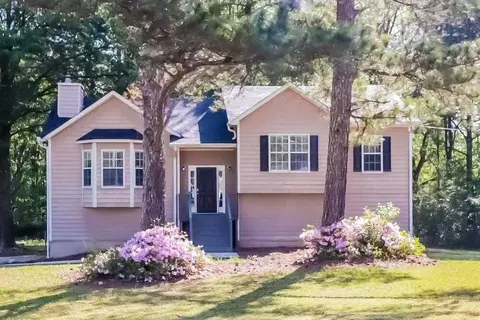 15 Pine Oak Cir, Temple, GA 30179