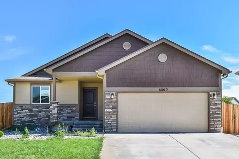 6863 Phantom Way, Colorado Springs, CO 80925