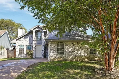 5904 Stone Meadow Ln, Fort Worth, TX 76179