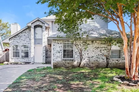 5904 Stone Meadow Ln, Fort Worth, TX 76179